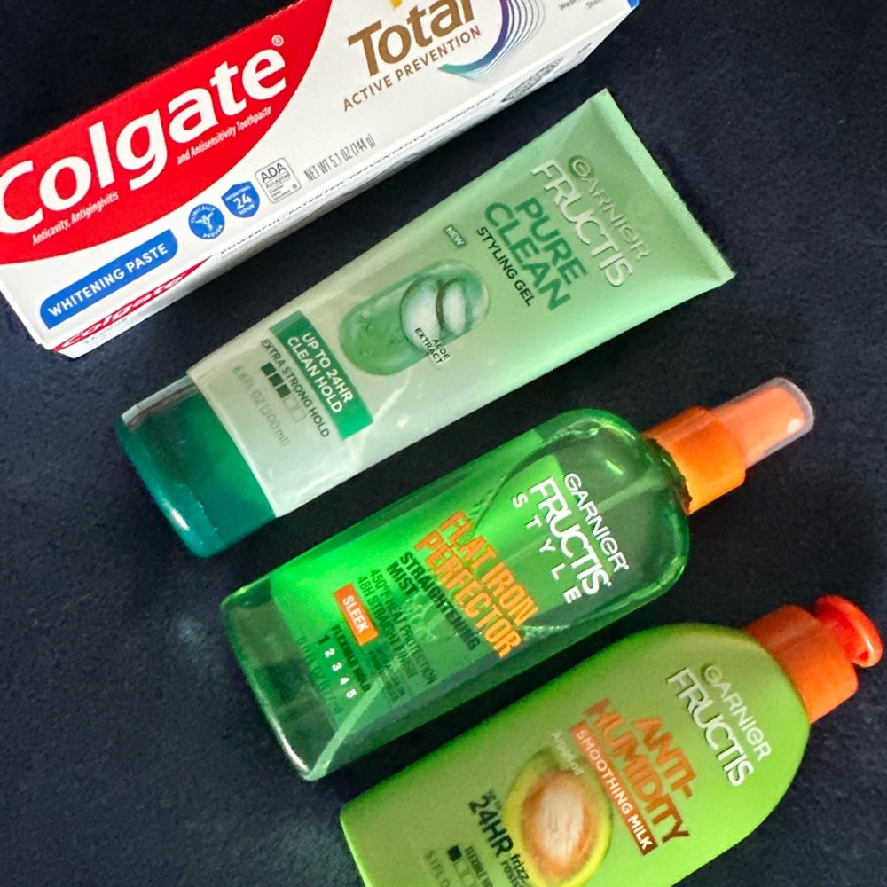 Garnier Fructis Green Leave-In Smoothing Milk and Treatment Duo